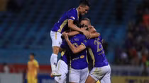 Hà Nội FC "toát mồ hôi" giành chiến thắng trên sân nhà