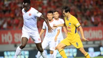 Khi bản quyền truyền hình là phao cứu sinh của V.League