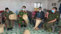 Nỗ lực “làm sạch” dữ liệu dân cư, đảm bảo an ninh trật tự trên địa bàn xã Anh hùng