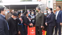 Giữ bình yên từng bản làng, khu phố để Nhân dân ngày càng ấm no, giàu mạnh
