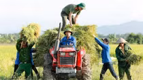 Giữ bình yên ở huyện vùng biên Việt – Lào