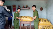 Đảm bảo bình yên nơi “rốn lũ” Vu Gia