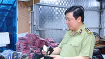 Vì sao Cục trưởng QLTT Ninh Bình bị khởi tố?