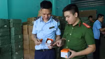 Phát hiện kho chứa hơn 20 tấn nước hoa, mỹ phẩm nghi giả nhãn hiệu nổi tiếng