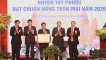Chủ tịch nước trao bằng công nhận Tuy Phước đạt chuẩn huyện Nông thôn mới