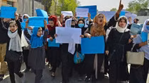 Nữ giới Afghanistan và một tương lai không có trường học