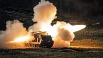 Ukraine nhận siêu pháo của Đức mạnh ngang HIMARS