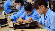 Cần đào tạo nghề và tạo việc làm cho phụ nữ di cư