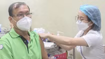 Chậm tiến độ tiêm vaccine phòng COVID-19 cho trẻ em, Bộ Y tế ra công điện đốc thúc
