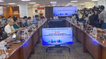 Petrolimex: “Không thiếu nguồn cung, người dân muốn đổ bao nhiêu xăng dầu cũng được”