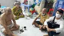Người bắc cầu những cuộc hạnh ngộ xuyên biên giới