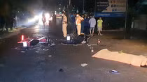 2 xe máy va chạm, 3 người thương vong