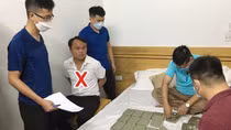Ngăn chặn tội phạm ma tuý trên đất Tổ