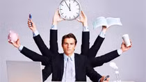 Thế giới của những người chạy deadline: Bận rộn tiêu cực và nhu cầu sạc pin
