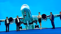 Đà Nẵng rộn ràng trong ngày "chào mừng thế giới trở lại"