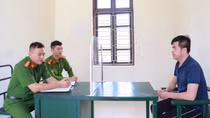 Bắt phóng viên Tạp chí vận tải ô tô chuyên “bảo kê” lưu thông vận tải