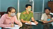 Lý do bất ngờ việc người mẹ “khai tử” dù con đang sống bình thường