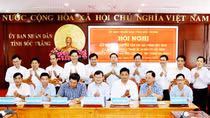 Bàn giao hồ sơ cắm cọc giải phóng mặt bằng cao tốc Châu Đốc – Cần Thơ – Sóc Trăng giai đoạn 1
