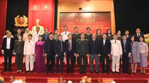 Phát huy truyền thống anh hùng, tuyệt đối trung thành với Đảng, Tổ quốc và Nhân dân