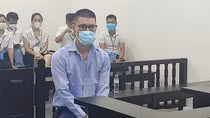 Dùng súng khống chế “con nợ”,  lĩnh 9 năm tù