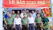 Công an tỉnh Bạc Liêu tặng nhà tình thương cho hộ nghèo