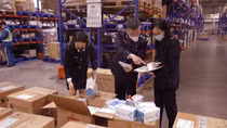 Hơn 85.000 test nhanh COVID-19 nhập lậu bị "chặn" tại sân bay quốc tế Nội Bài