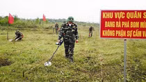 Khẩn trương tổng kết thi hành quy định pháp luật về khắc phục hậu quả bom mìn sau chiến tranh