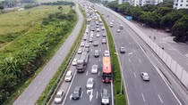 Xử lý hơn 1.000 tài xế chạy xe vào làn khẩn cấp trên cao tốc