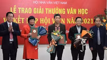 Hội Nhà văn Việt Nam trao Giải Văn học năm 2021