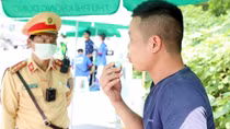 10 ngày cao điểm xử phạt gần 80 ma men cùng tài xế dùng ma túy