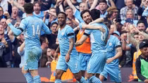 Lội ngược dòng trước Aston Villa, Man City vô địch giải Ngoại hạng