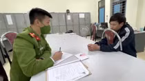 “Sói trắng” sa lưới khi đang trốn trên nương