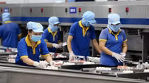 Bài toán giữ chân người lao động sau Tết