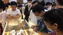 Trưng bày hơn 200 hiện vật cung đình Huế