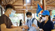 Khai thác lợi thế du lịch xứ Dừa