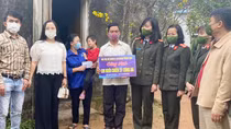 Xuân ấm áp với bà con ở thung lũng Trường Sơn