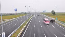 Cao tốc Cầu Giẽ - Ninh Bình mãn tải, Bộ GTVT thống nhất mở rộng