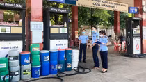 Pha chế xăng dầu nhưng không đăng ký bị phạt đến 60 triệu đồng