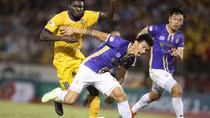 Báo động đỏ cho hàng phòng ngự của Hà Nội FC