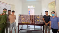 Bí mật trong những thùng đựng hải sản