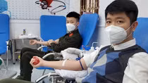 Thượng úy Công an hiến máu cứu bố đẻ tân binh vượt cơn nguy kịch