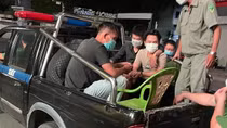 Bị đột kích, dân bay tẩu tán ma túy và lẩn trốn bất thành