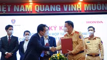 Nâng cao kiến thức và kỹ năng lái xe an toàn cho cán bộ CSGT