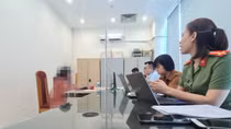Ám chỉ lãnh đạo Đà Nẵng là "sâu bự ăn kit test", một phụ nữ bị phạt tiền