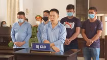 3 anh em ruột lãnh án vì mâu thuẫn trên bàn chơi bida