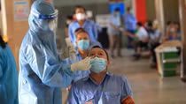 Hà Nội giảm ca mắc COVID-19 mới, giảm tử vong