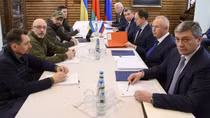 Ukraine bác tin phái đoàn đàm phán với Nga bị đầu độc