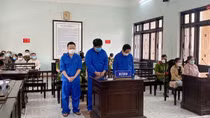 Vận chuyển 14 bánh heroin, 3 bị cáo lĩnh án tử hình và chung thân