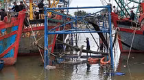 Kịp thời cứu sống 3 ngư dân Quảng Nam trên tàu cá bị chìm