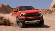 Ford Ranger Raptor mới: Đẳng cấp của chiếc xe Off-Road mạnh mẽ